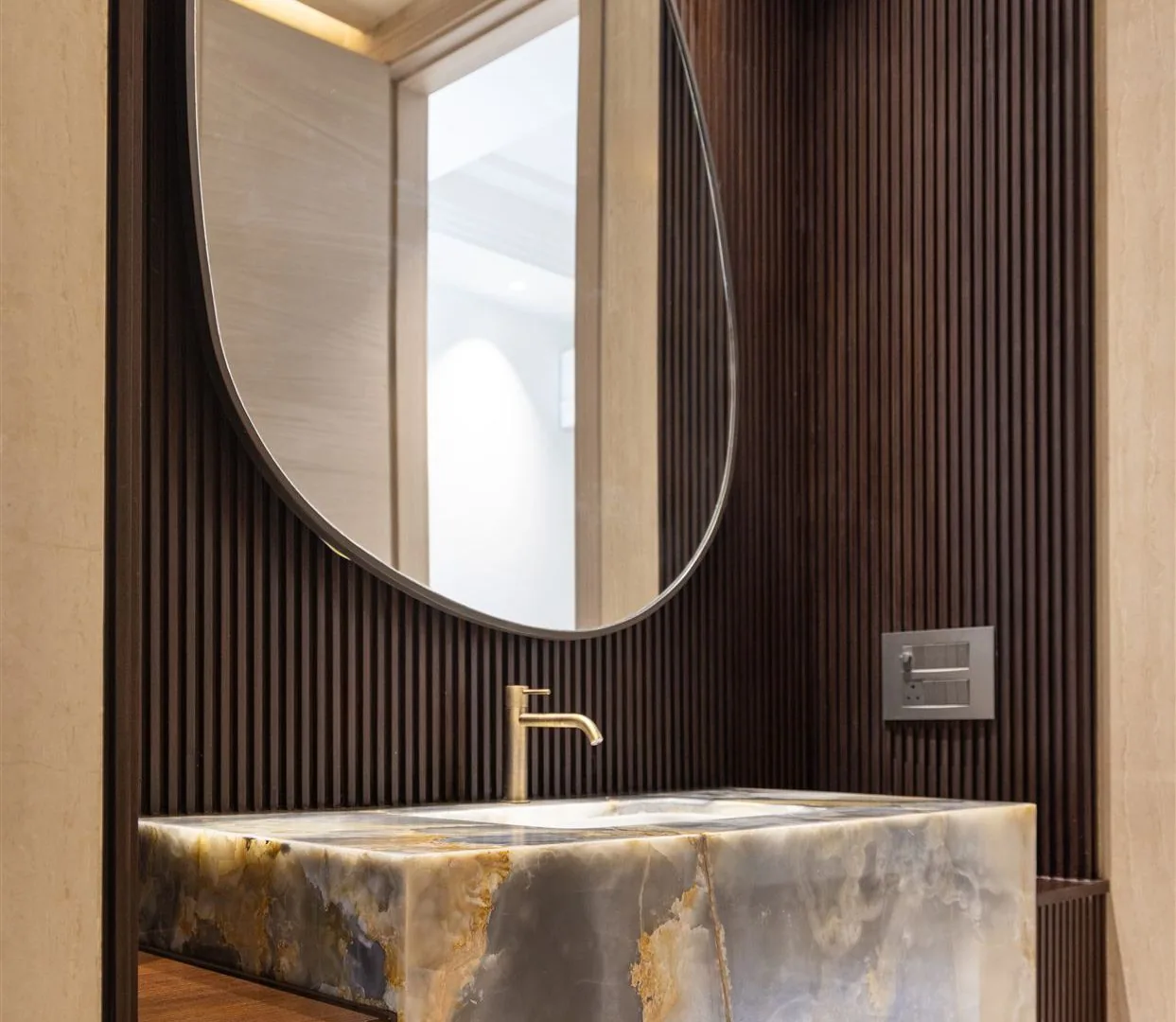 turii Bathroom Vanity