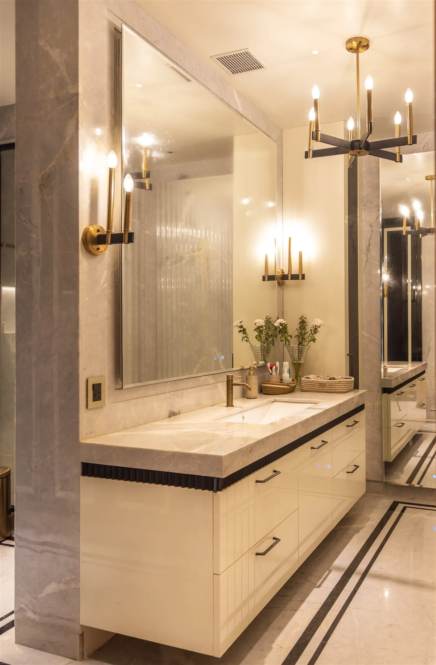 Bathroom vanity in lacquer with brass detailing — 601, Camellias